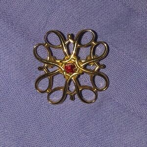 Avon Presidents Club Pin